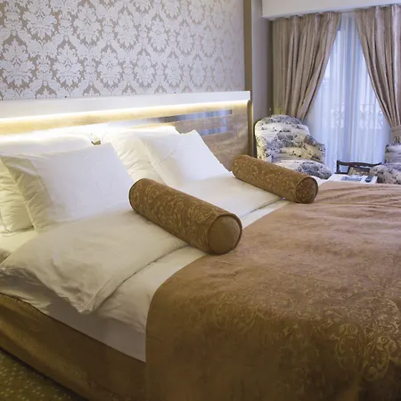 Golden Rain Old 4* İstanbul