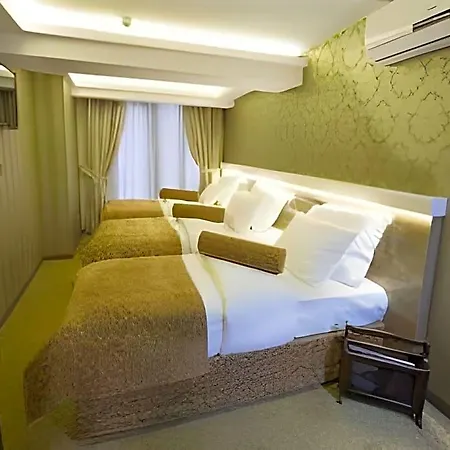 Golden Rain Old Hotel