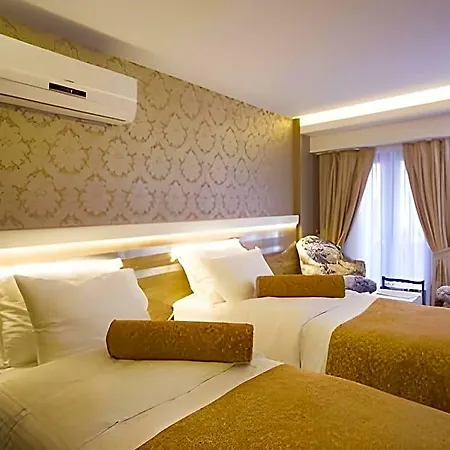 Golden Rain Old Hotel