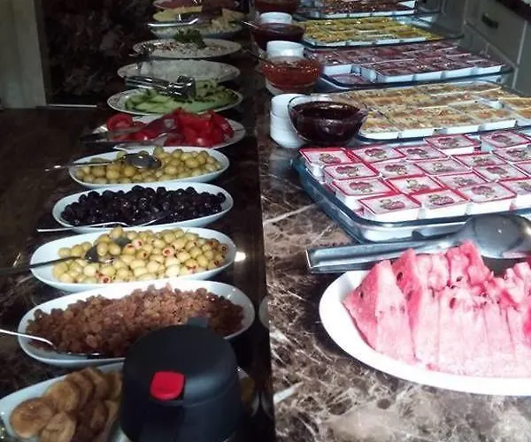 Golden Rain Old فندق 4*