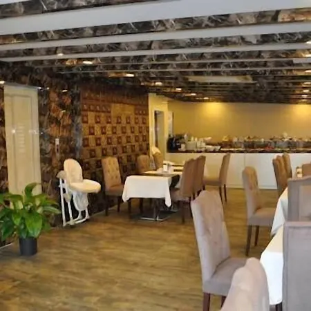 Hotel Golden Rain Old 4*